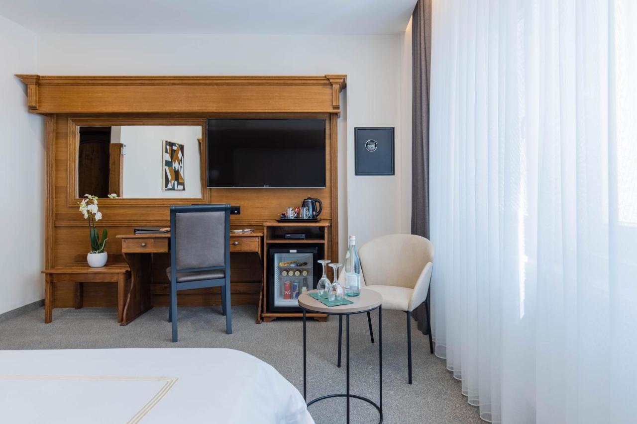 Hotel Afa Prishtinë Luaran gambar