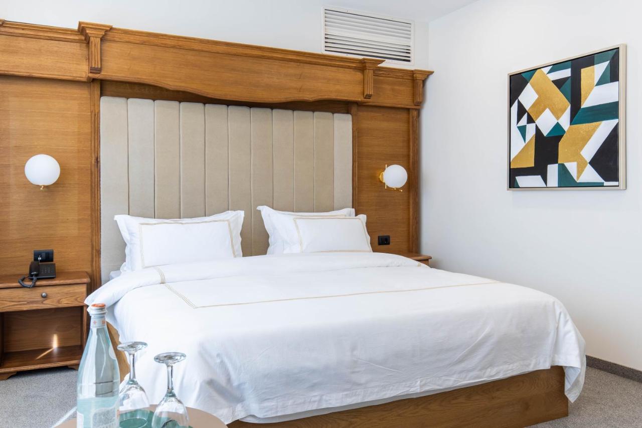 Hotel Afa Prishtinë Luaran gambar
